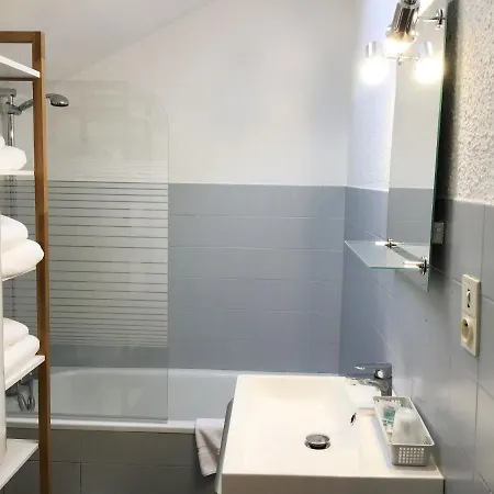 Appartements Sun, Parking, Centre Ville , Proche Sanctuaires Lourdes Exterior photo