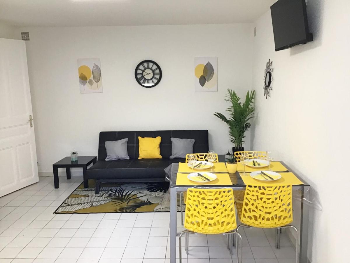 Sun, Parking, Centre , Proche Sanctuaires