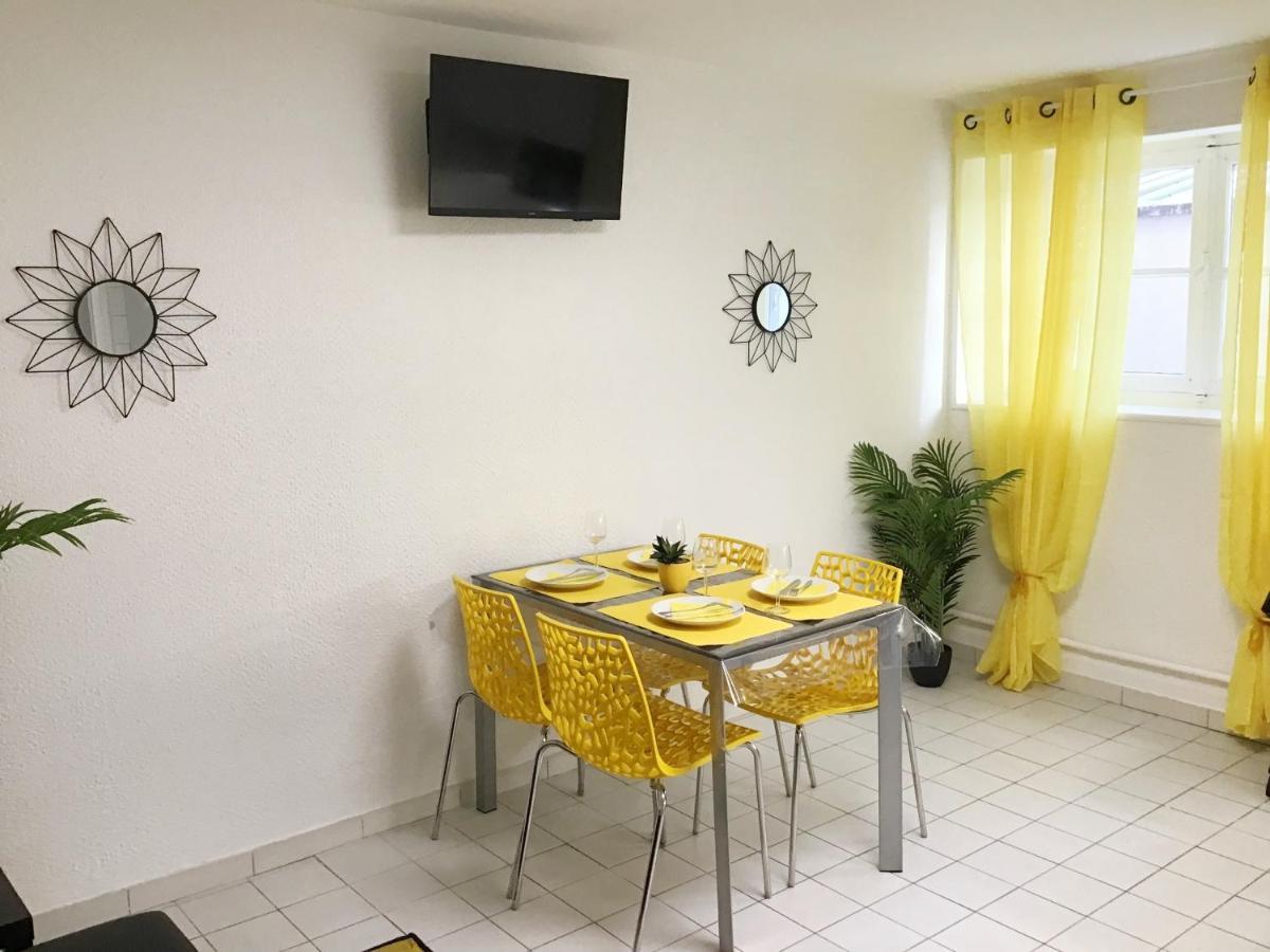 Sun, Parking, Centre , Proche Sanctuaires