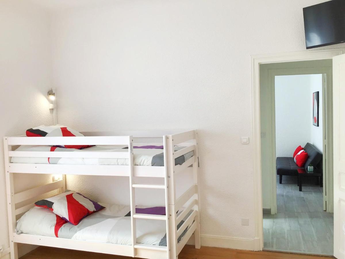 Sun, Parking, Centre , Proche Sanctuaires *